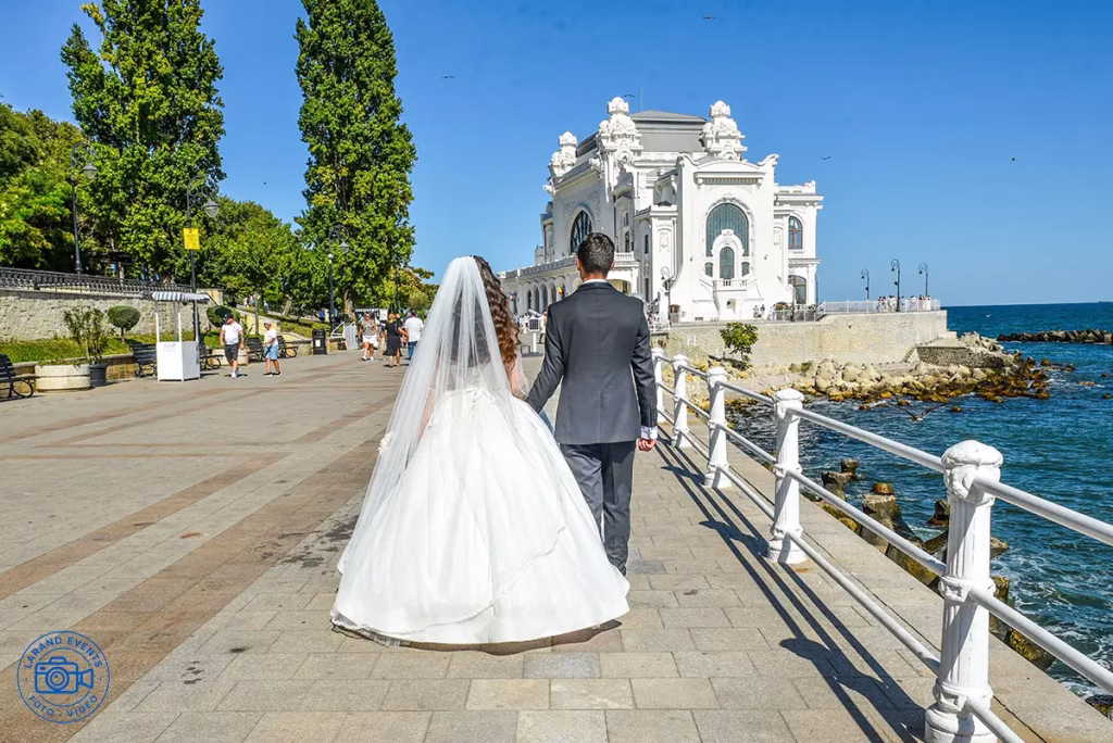 Fotograf Nunta Bucuresti – Ședință foto miri la Cazinoul din Constanța – servicii foto video nunta bucuresti disponibile în Mamaia prin Larand Events.